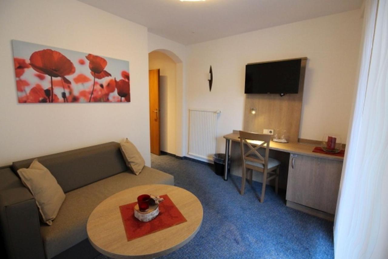 Hotel Garni Cafe Raepple Bad Peterstal-Griesbach Exterior foto
