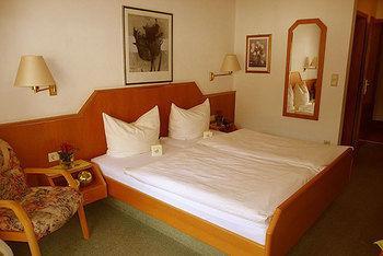 Hotel Garni Cafe Raepple Bad Peterstal-Griesbach Exterior foto